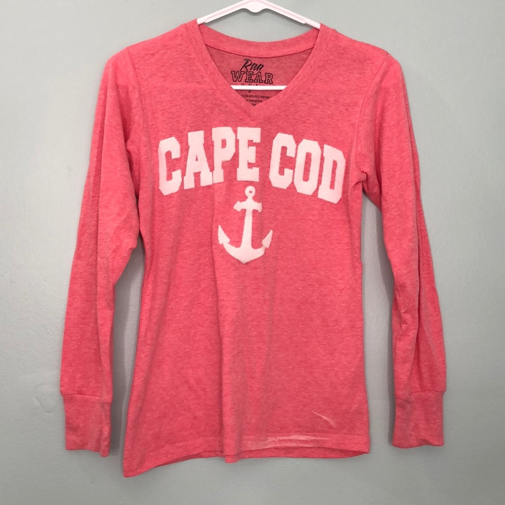 ⭐️Long Sleeve - V Neck - Cape Cod